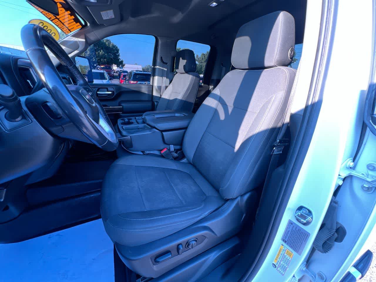 Used 2022 GMC Sierra 3500 SLE w/ SLE Convenience Package AWD/4WD image 14