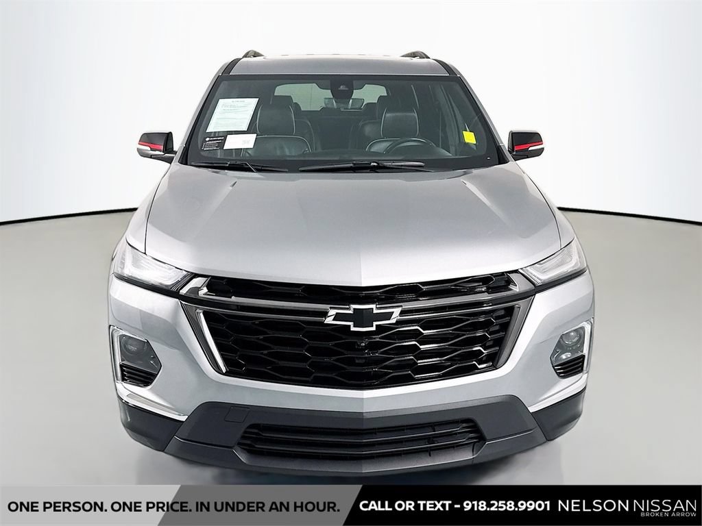 Used 2024 Chevrolet Traverse Premier w/ Redline Edition AWD/4WD image 2