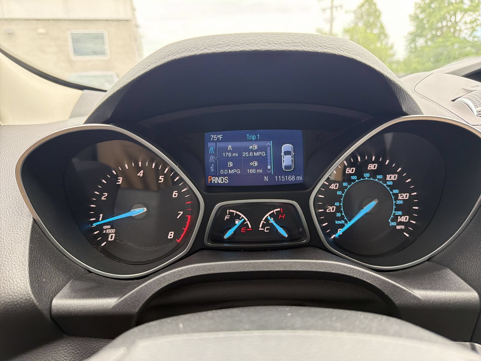 Used 2015 Ford Escape SE FWD image 18