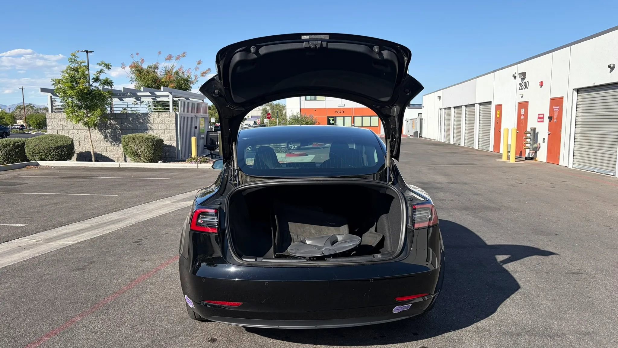 Used 2018 Tesla Model 3 Mid Range RWD image 12