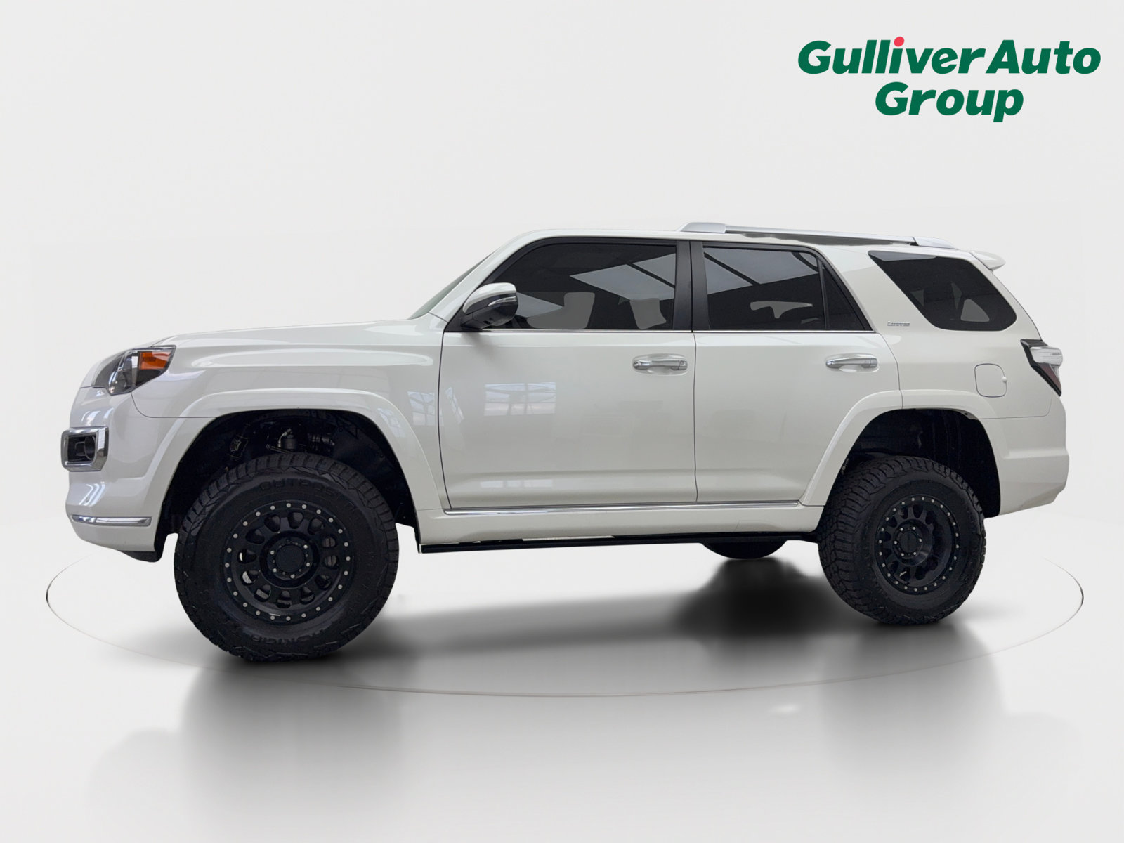Used 2022 Toyota 4Runner Limited AWD/4WD image 2