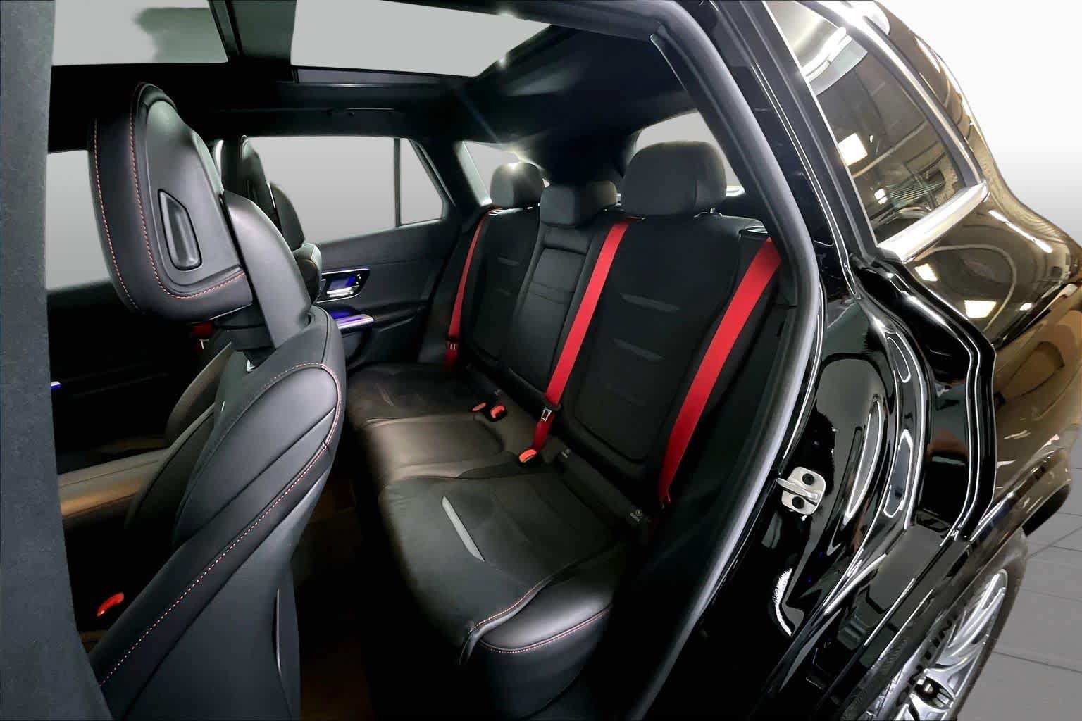 Certified 2024 Mercedes-Benz GLC 43 AMG 4MATIC image 21