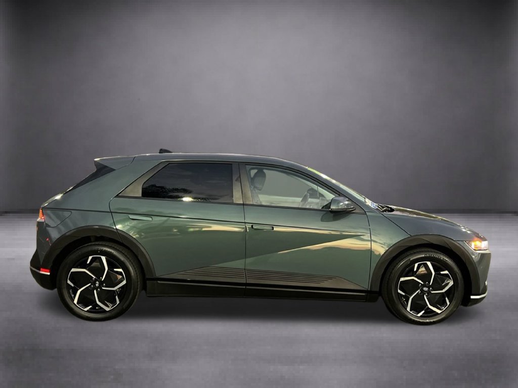 Certified 2024 Hyundai Ioniq 5 SE RWD image 9