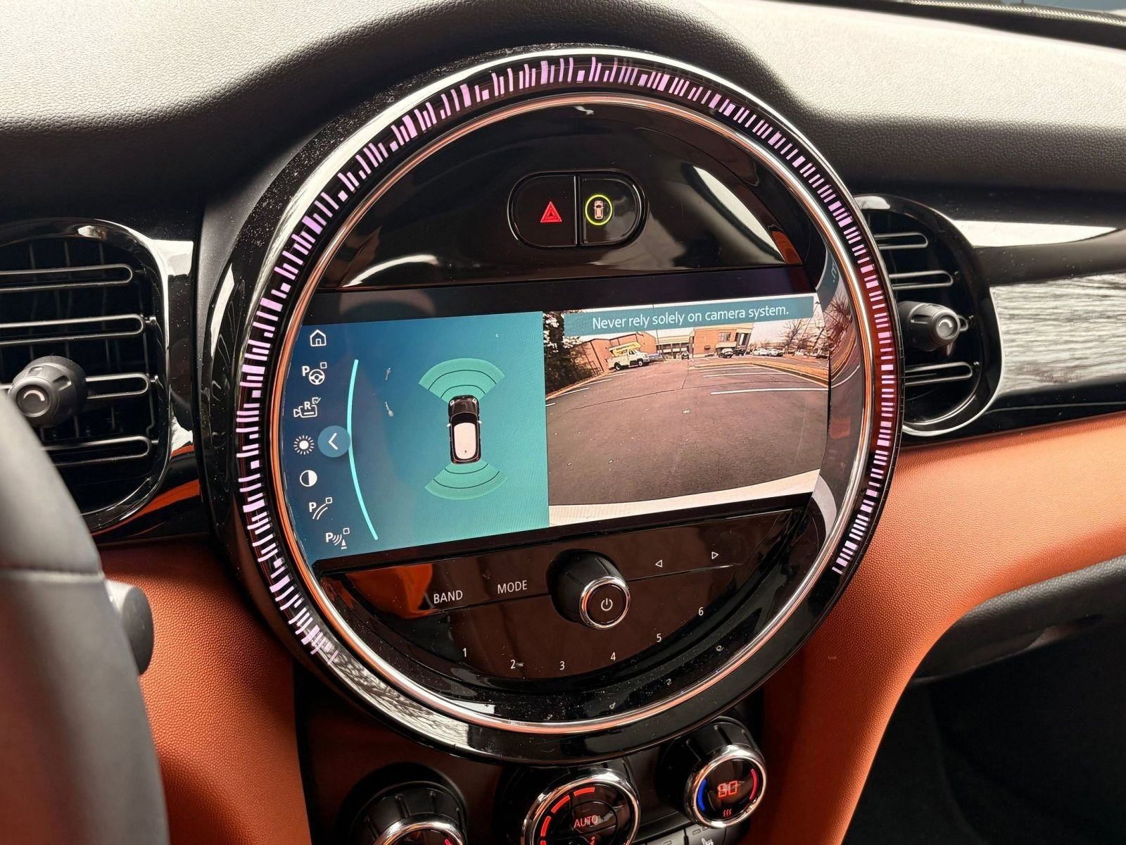 Certified 2024 MINI Cooper SE image 31