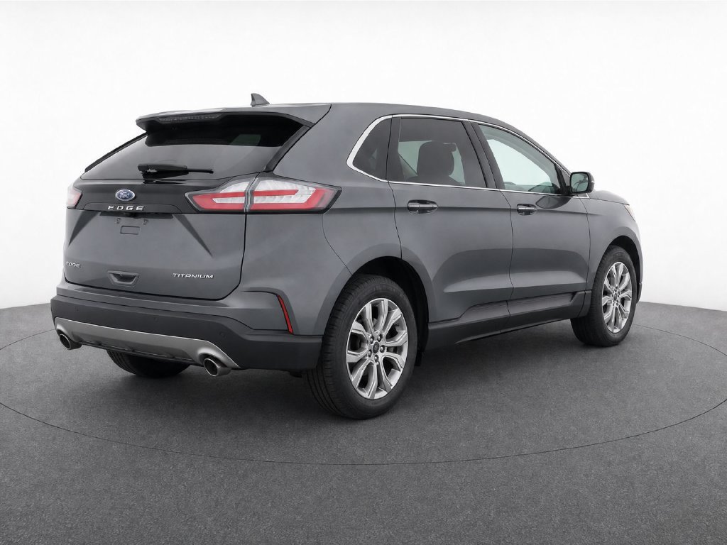 Used 2024 Ford Edge Titanium AWD/4WD image 4