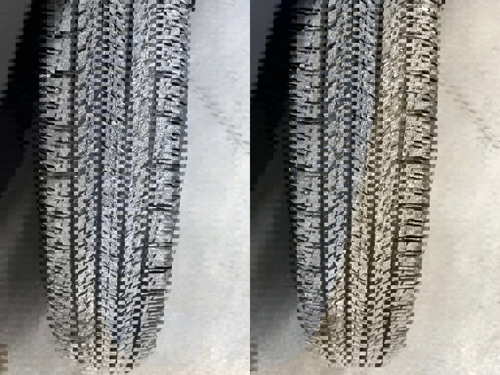 Certified 2024 Chevrolet Trax LS w/ Driver Confidence Package image 32