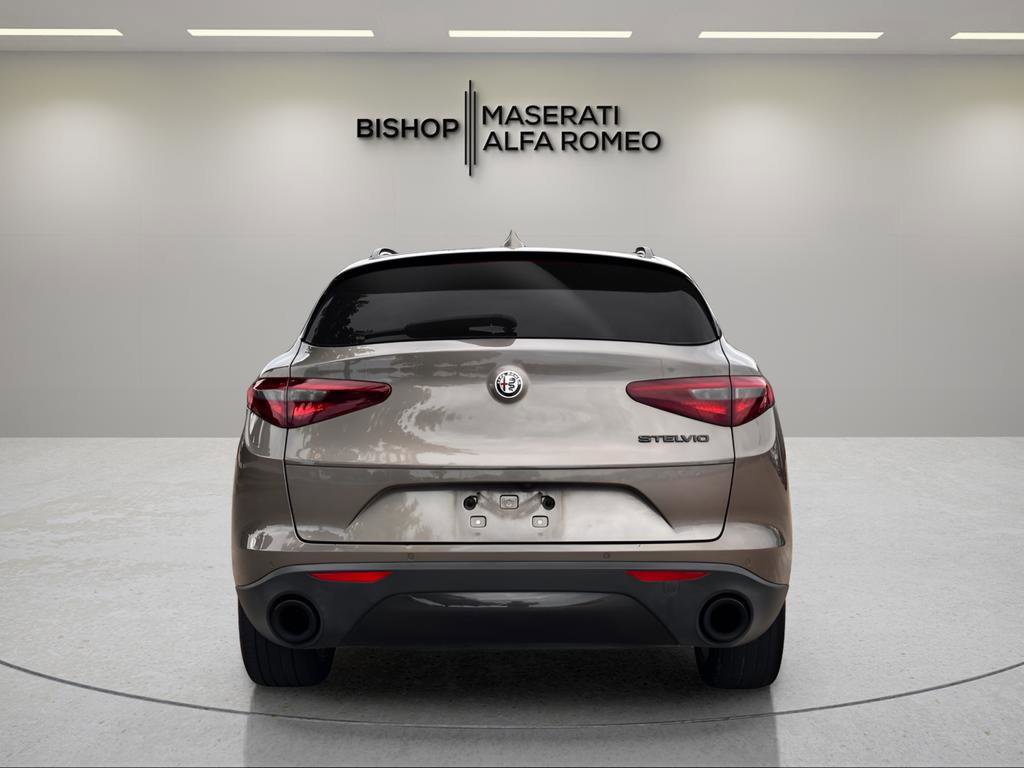 Used 2019 Alfa Romeo Stelvio w/ Nero Edizione RWD image 4