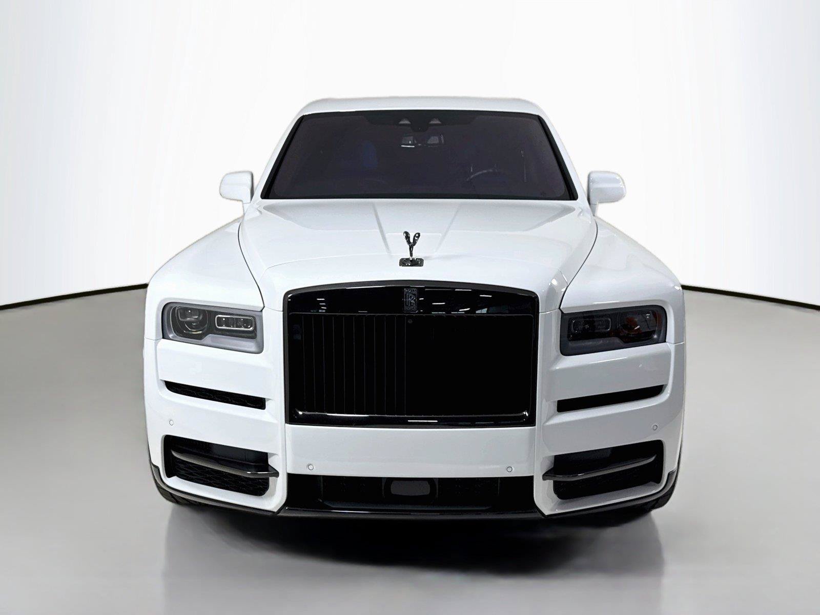 Used 2023 Rolls-Royce Cullinan Black Badge w/ Dark Exterior Package AWD/4WD image 10