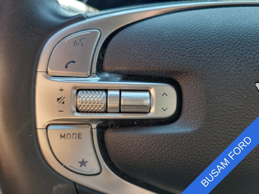 Used 2025 Genesis GV70 2.5T AWD/4WD image 15
