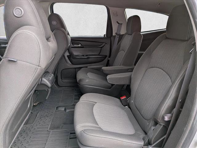 Used 2013 Chevrolet Traverse LT image 17