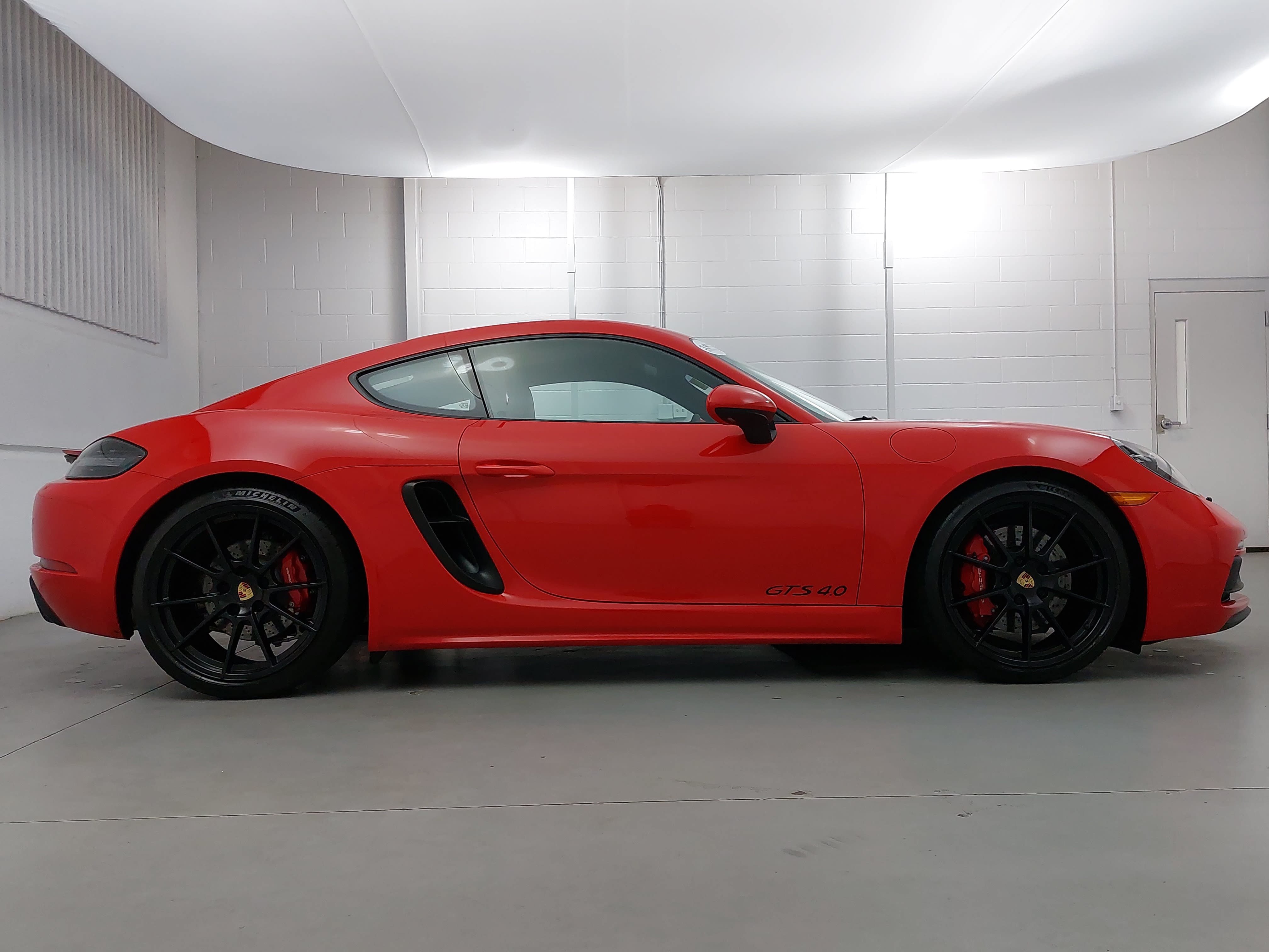 Certified 2024 Porsche 718 Cayman GTS RWD image 8
