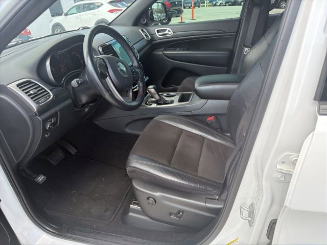 Used 2020 Jeep Grand Cherokee Altitude image 20