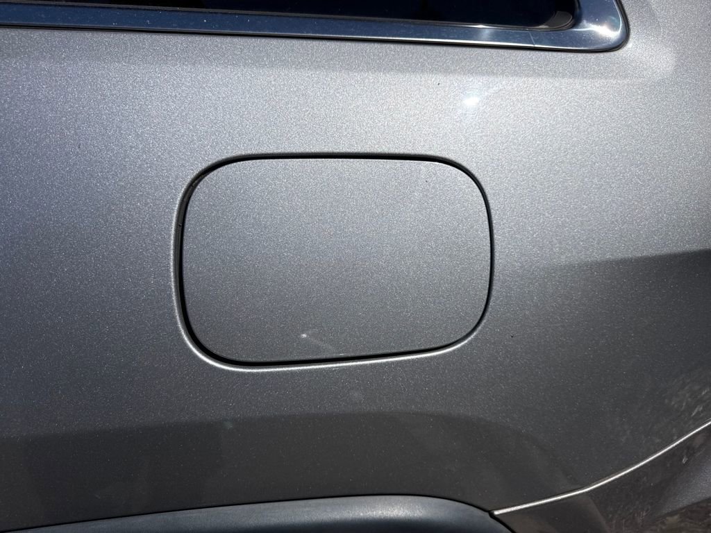 Used 2018 Jeep Grand Cherokee Limited image 20