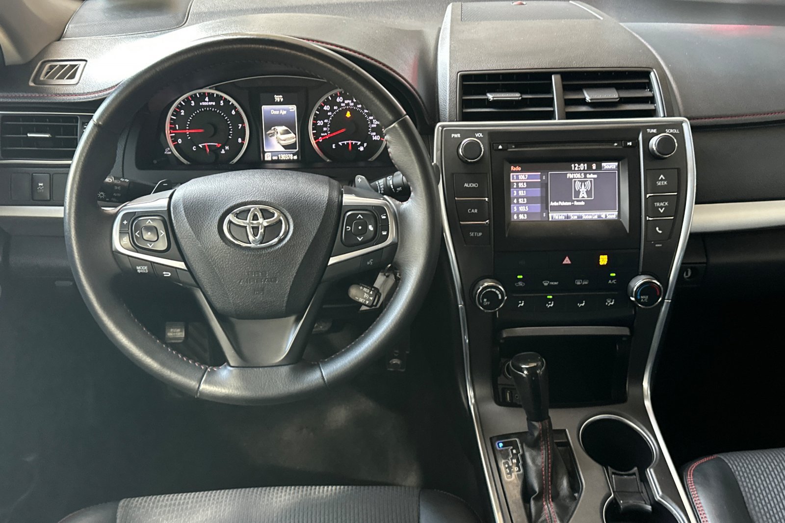 Used 2017 Toyota Camry SE FWD image 14