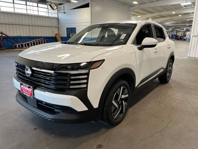 Used 2025 Nissan Kicks SV FWD image 7