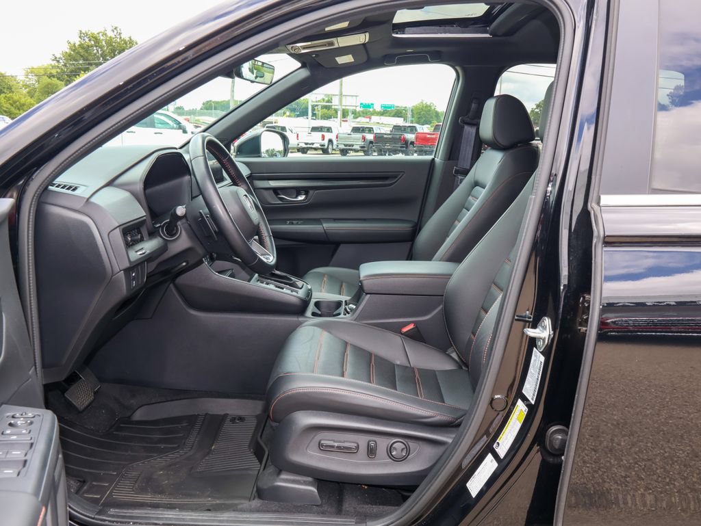 Used 2025 Honda CR-V Sport-L image 14