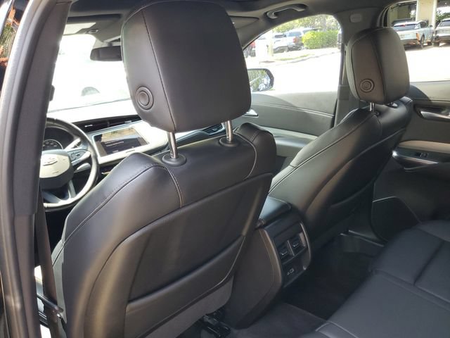 Certified 2023 Cadillac XT4 Premium Luxury FWD image 13