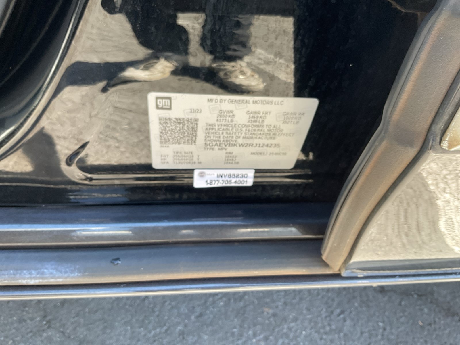 Used 2024 Buick Enclave Premium AWD/4WD image 27