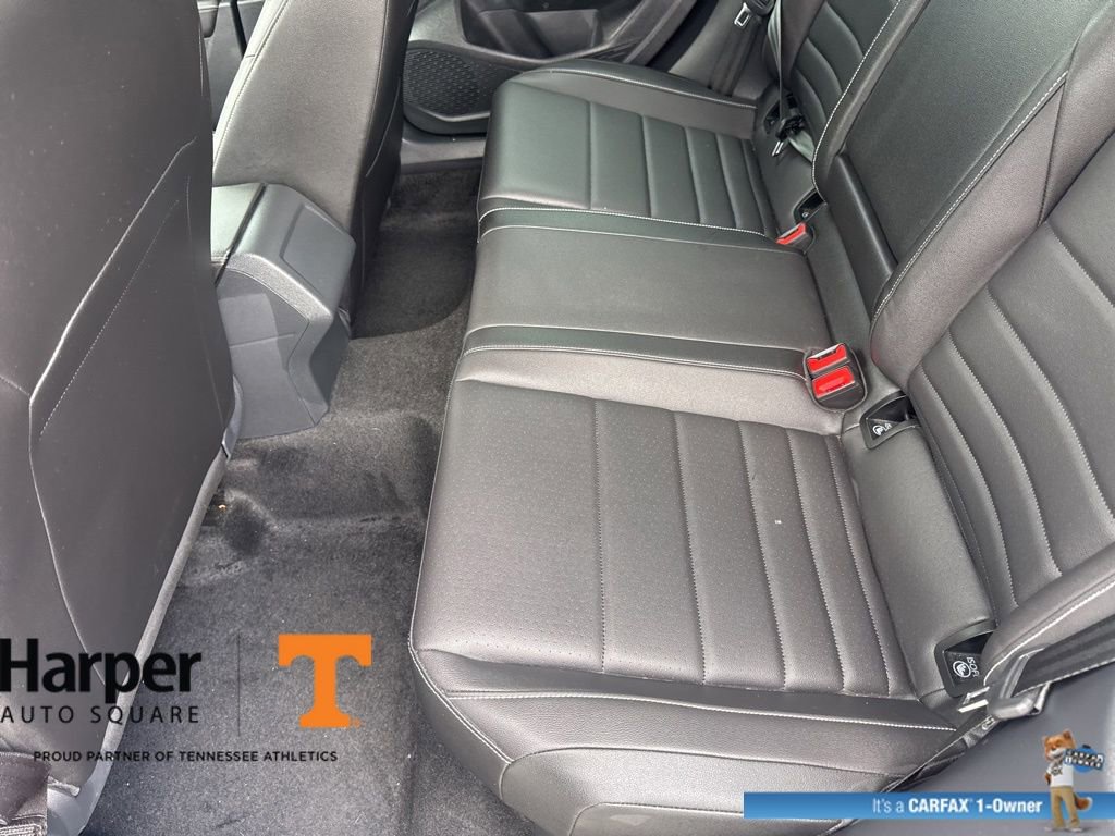 Used 2024 Volkswagen Jetta SE w/ Panoramic Sunroof Package image 10