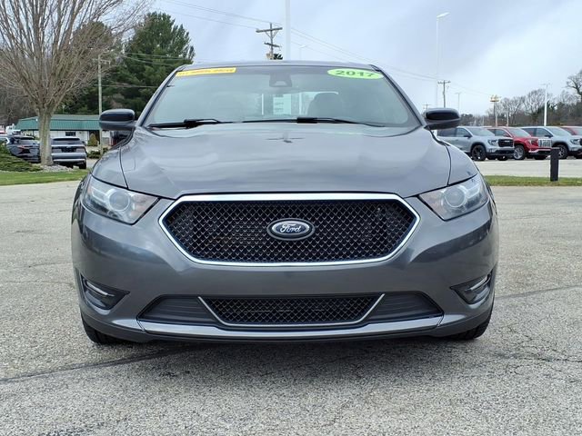 Used 2017 Ford Taurus SHO image 2