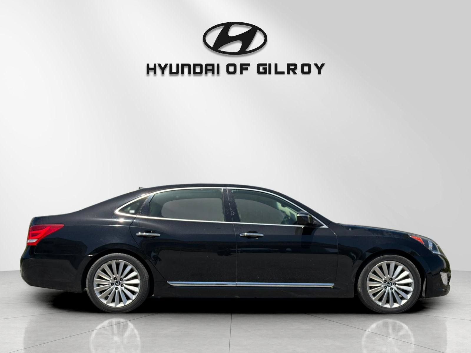 Used 2016 Hyundai Equus Signature RWD image 6