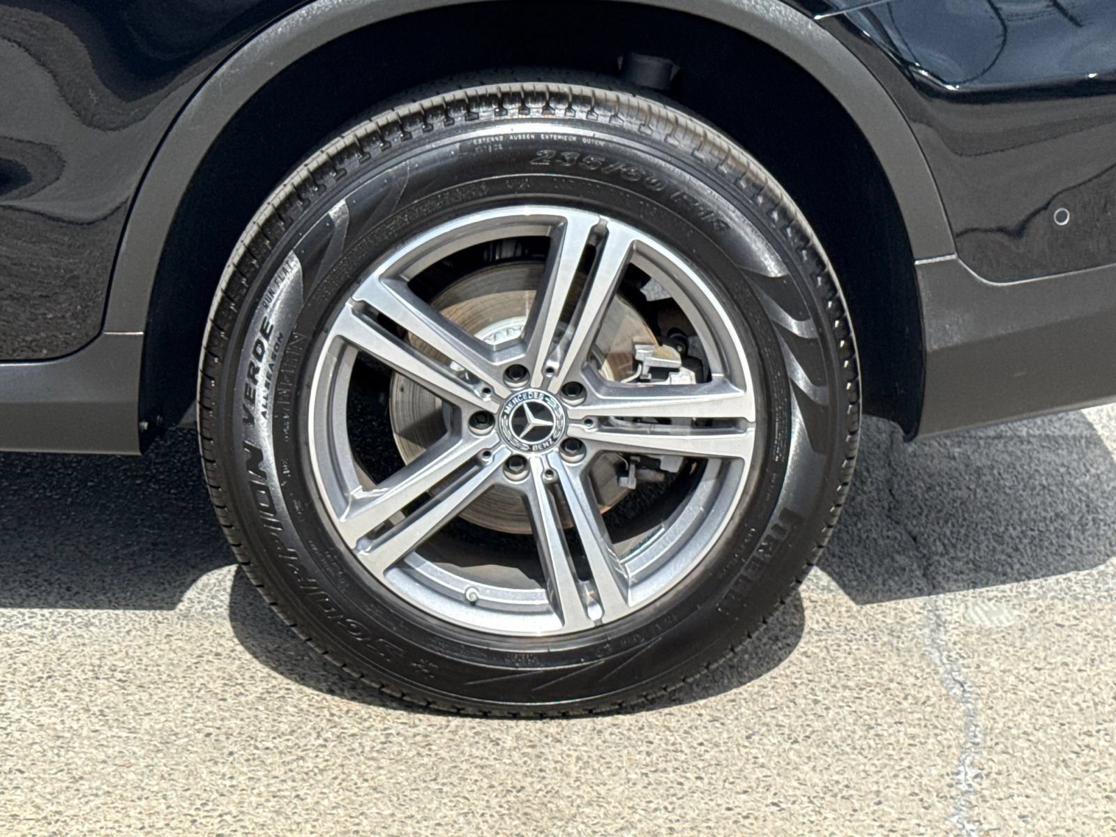 Used 2022 Mercedes-Benz GLC 300 w/ Multimedia Package Lite image 19