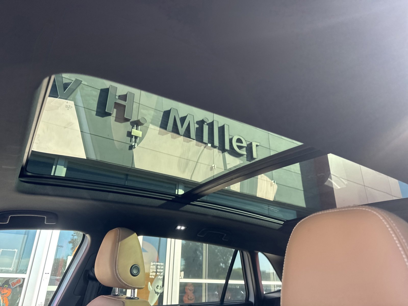 New 2026 Volkswagen Atlas Cross Sport SEL image 17