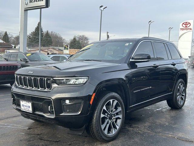 Used 2022 Jeep Grand Cherokee Overland w/ Adv Protech Group III image 5