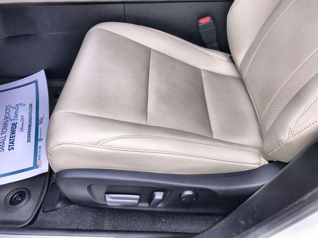 Used 2022 Lexus RX 350L FWD w/ Premium Package image 12