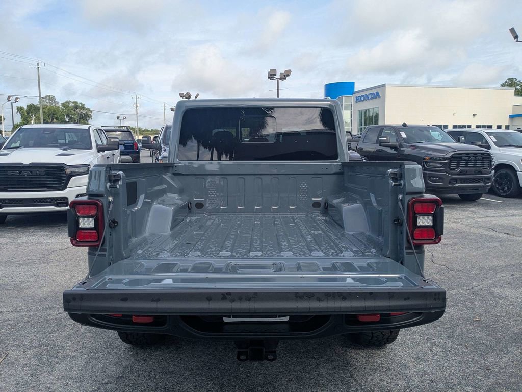 New 2026 Jeep Gladiator Rubicon AWD/4WD image 13