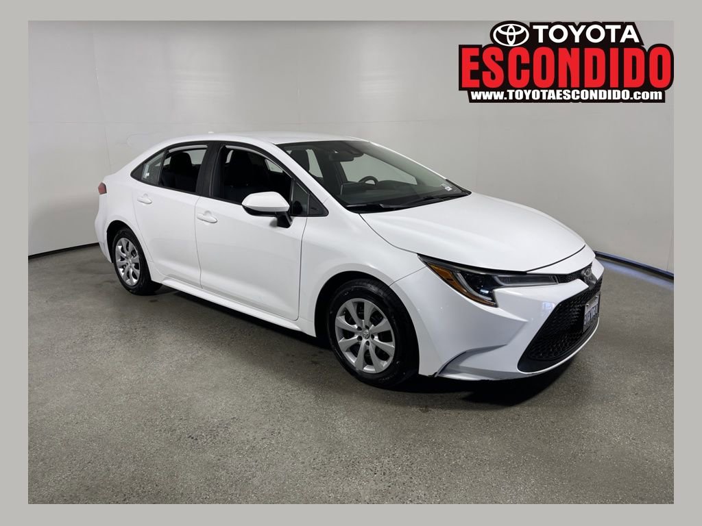 Used 2021 Toyota Corolla LE image 1