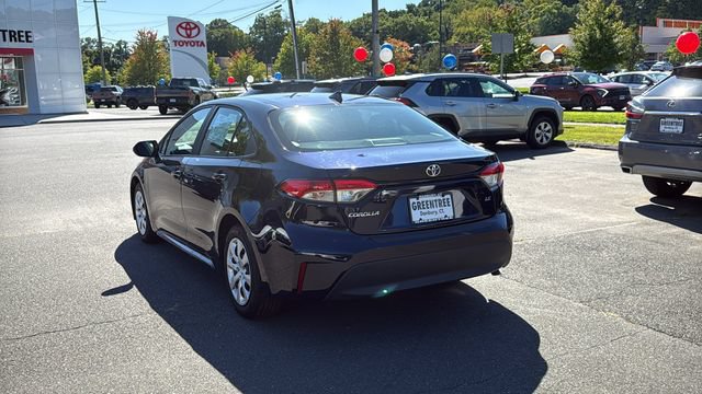 Used 2023 Toyota Corolla LE w/ Carpet Mat Package (TMS) FWD image 4