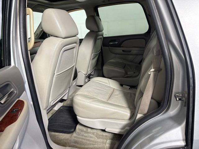 Used 2010 Chevrolet Tahoe LTZ AWD/4WD image 22