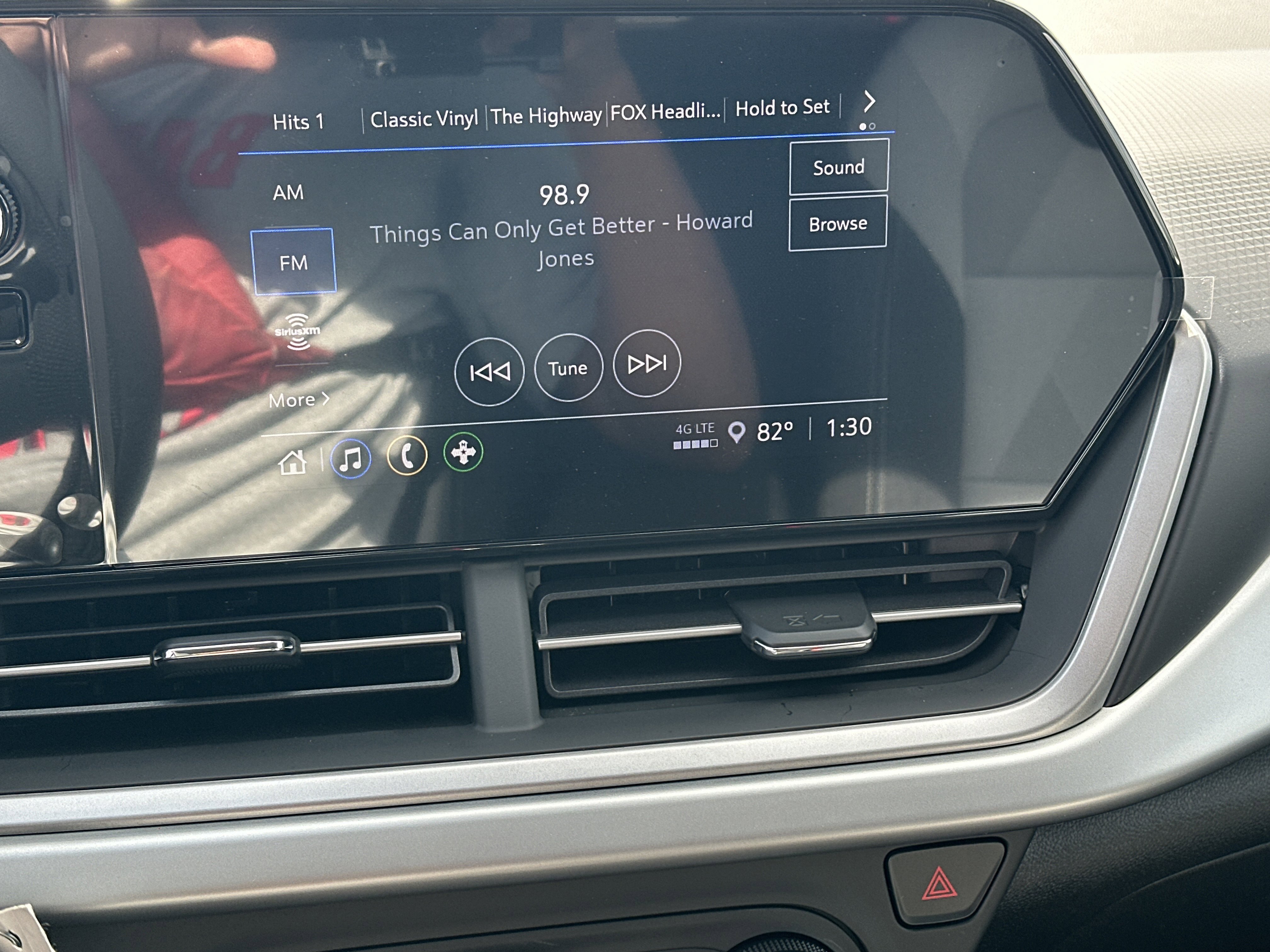 New 2026 Chevrolet Trax LS w/ LS Convenience Package FWD image 29