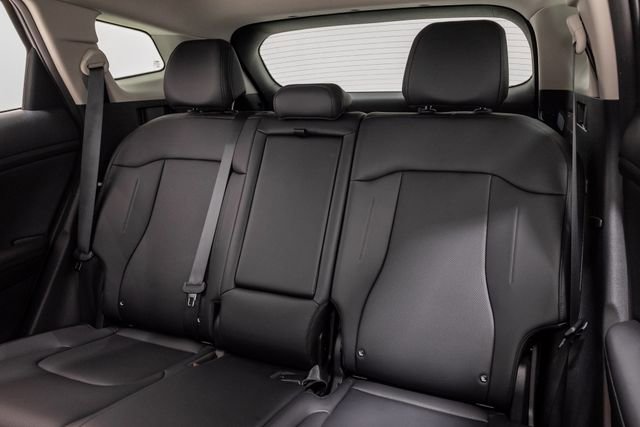 Used 2025 Kia Sportage EX image 24