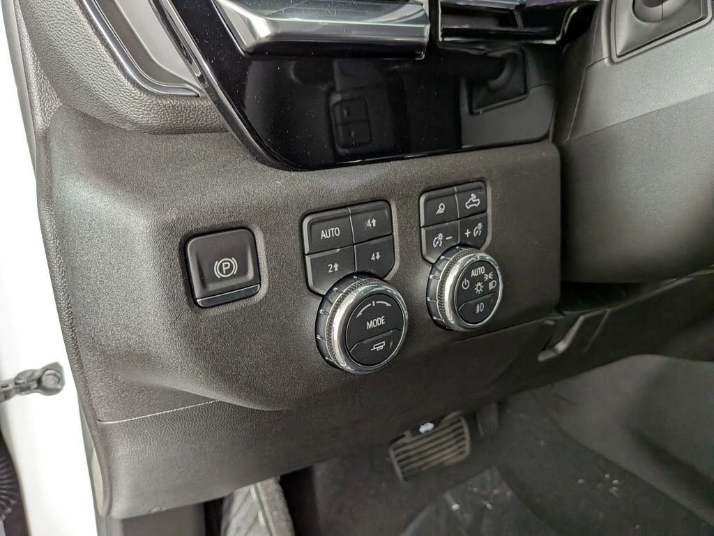 New 2026 GMC Sierra 1500 Elevation image 16