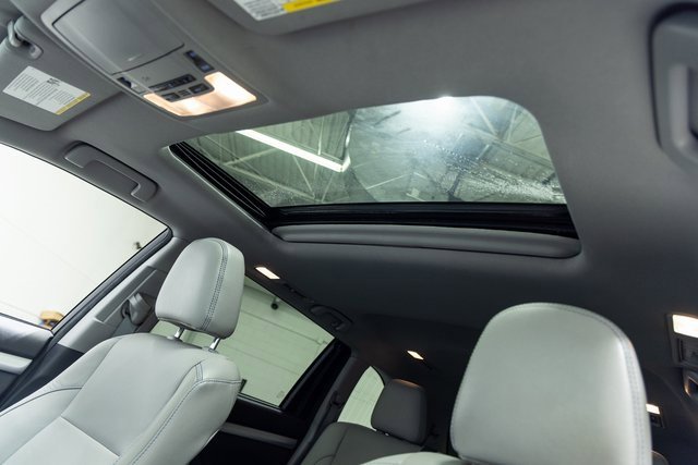 Used 2016 Toyota Highlander XLE image 13