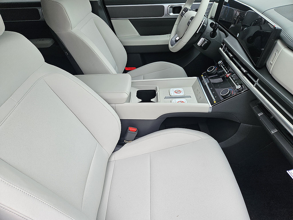 New 2026 Hyundai Santa Fe SE FWD image 14