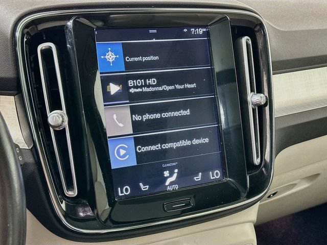 Used 2021 Volvo XC40 T5 Momentum w/ Protection Package Premier AWD/4WD image 19