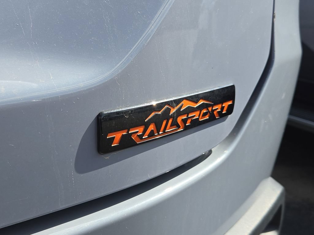 Used 2023 Honda Pilot TrailSport image 7