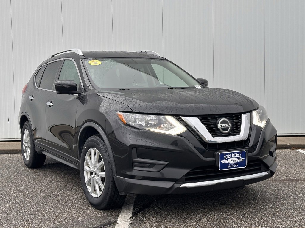 Used 2018 Nissan Rogue SV w/ Premium Package image 6