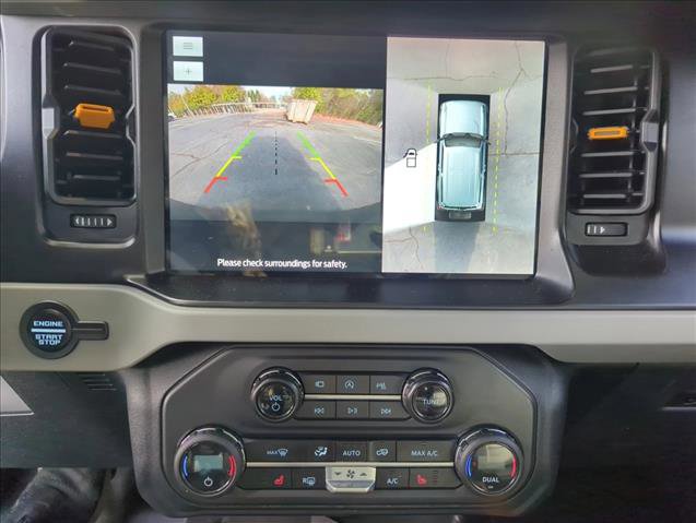 Used 2023 Ford Bronco Badlands image 17