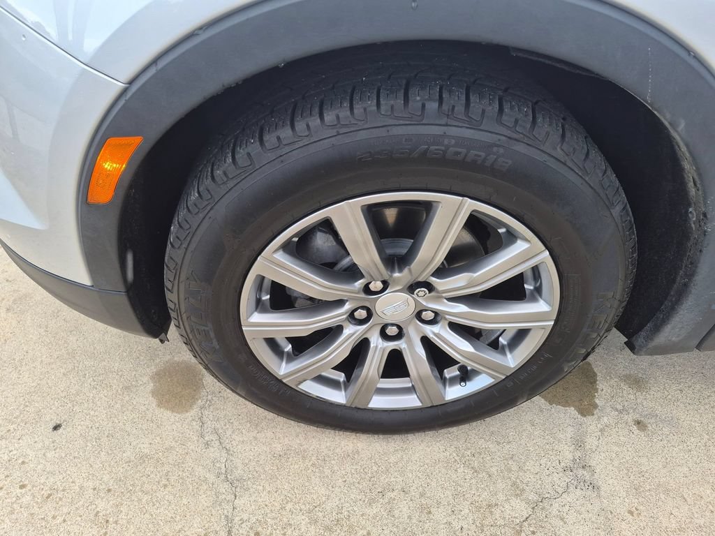 Used 2020 Cadillac XT4 Premium Luxury w/ Cold Weather Package FWD image 7