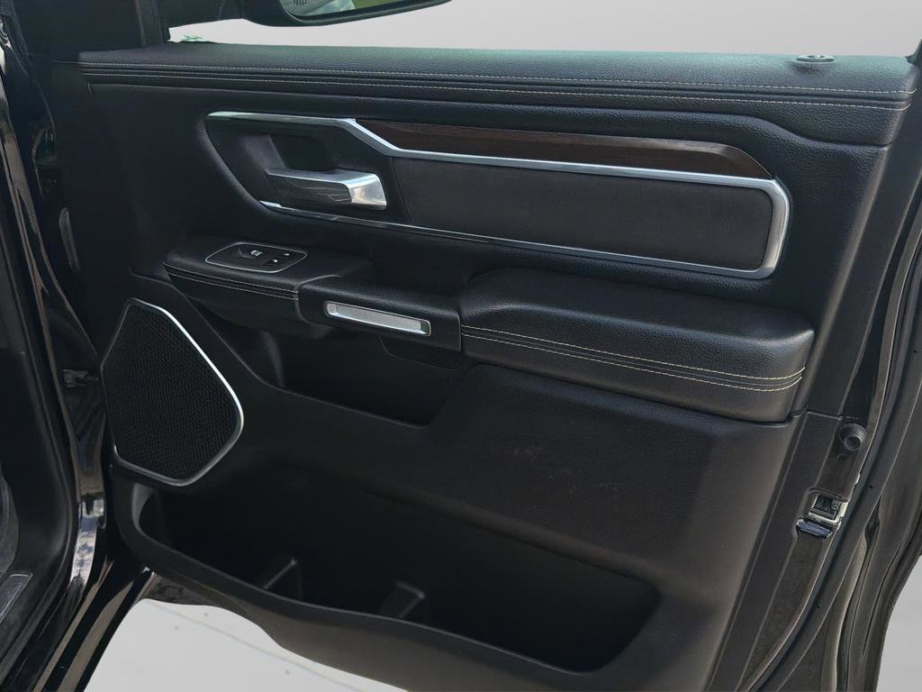 Used 2022 RAM 1500 Laramie AWD/4WD image 9