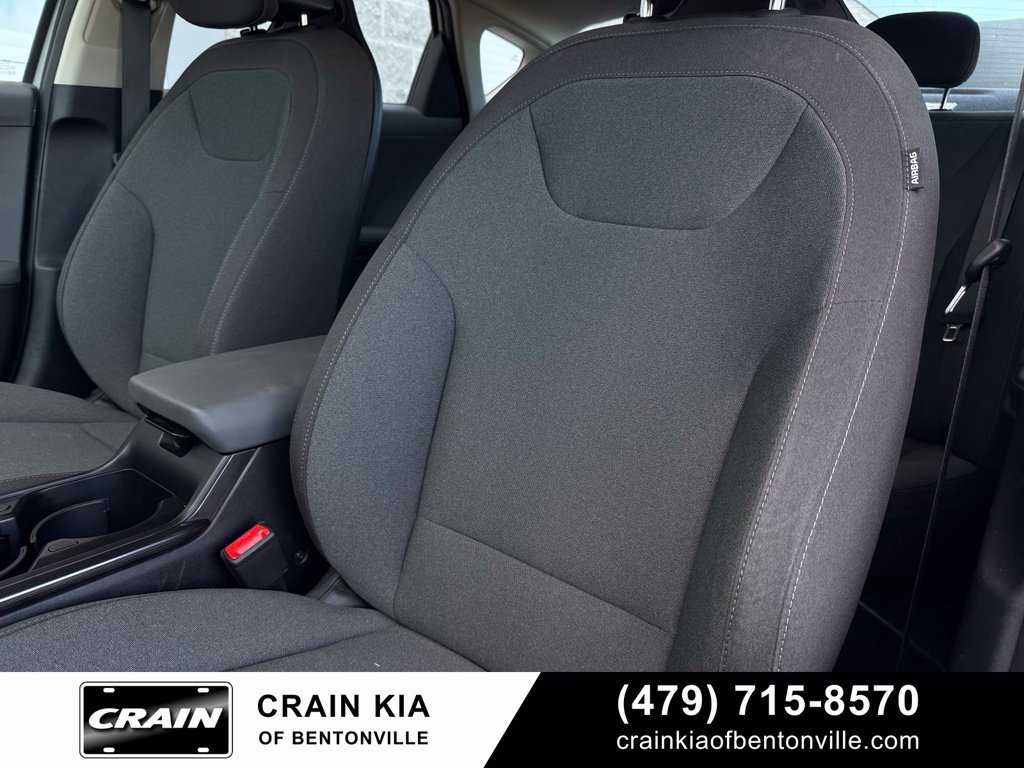 Certified 2025 Kia K4 FWD image 23
