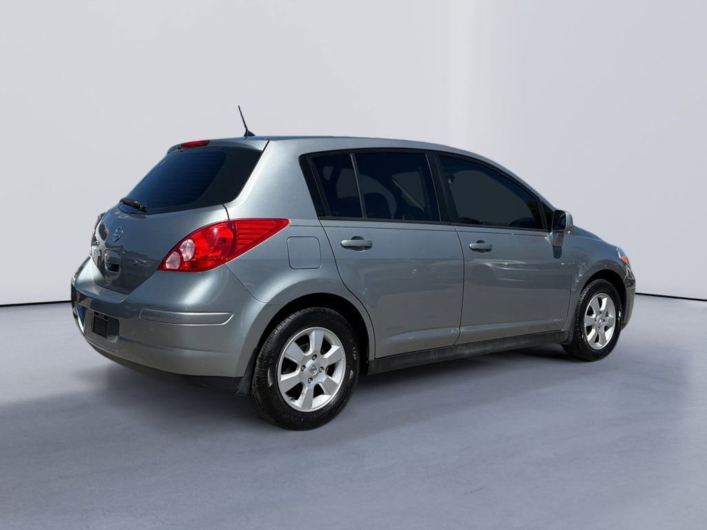 Used 2009 Nissan Versa 1.8 S w/ PWR Pkg FWD video 3