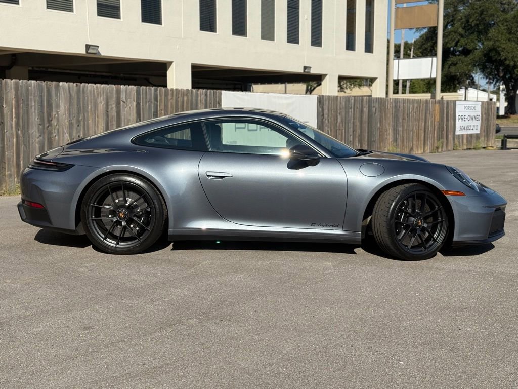Certified 2025 Porsche 911 Carrera GTS image 3