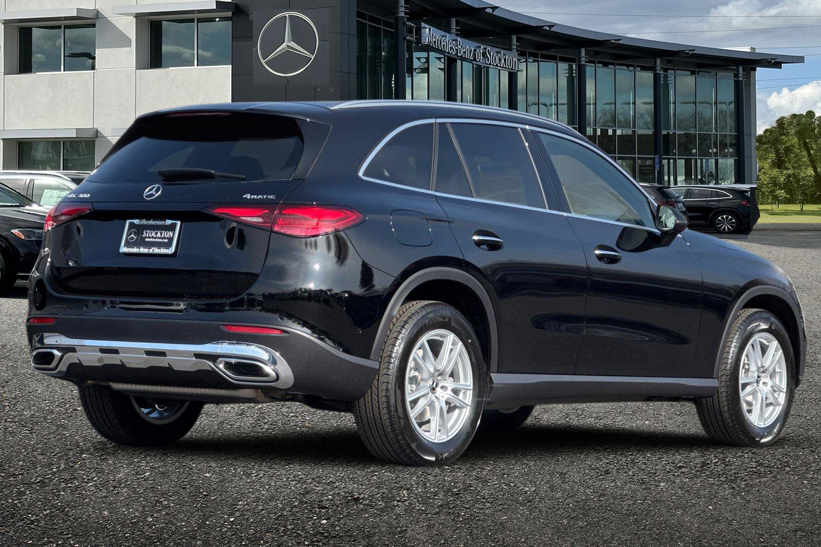 New 2026 Mercedes-Benz GLC 300 4MATIC image 4