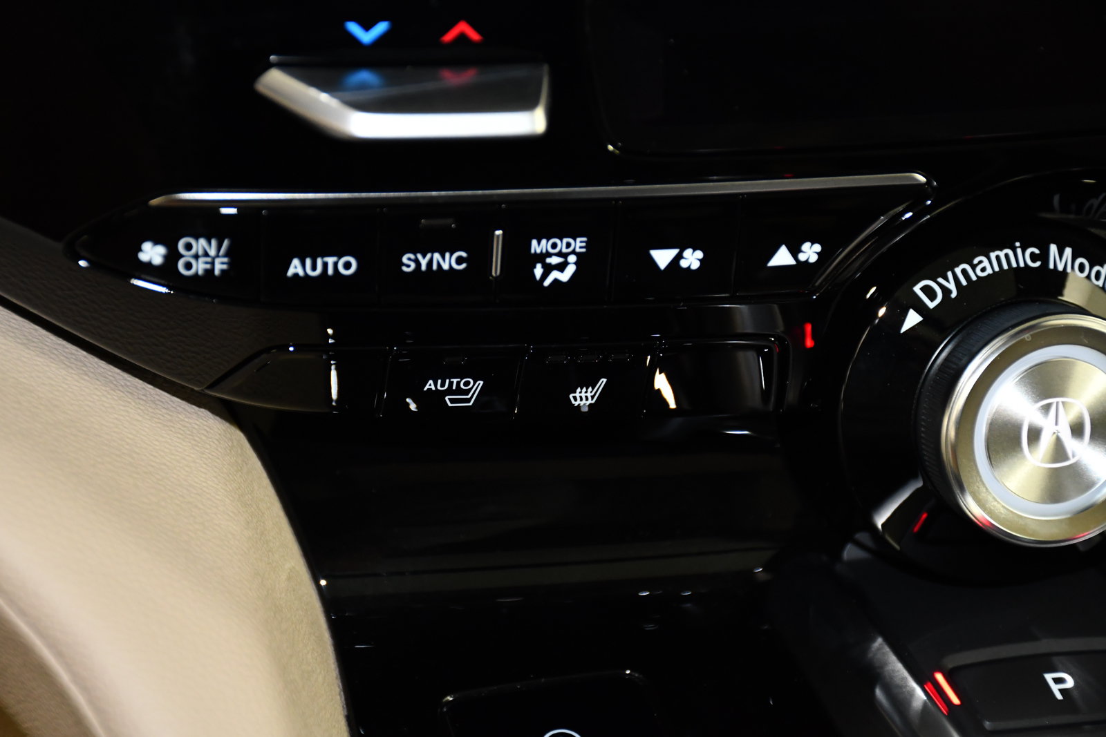 Certified 2025 Acura MDX SH-AWD image 29