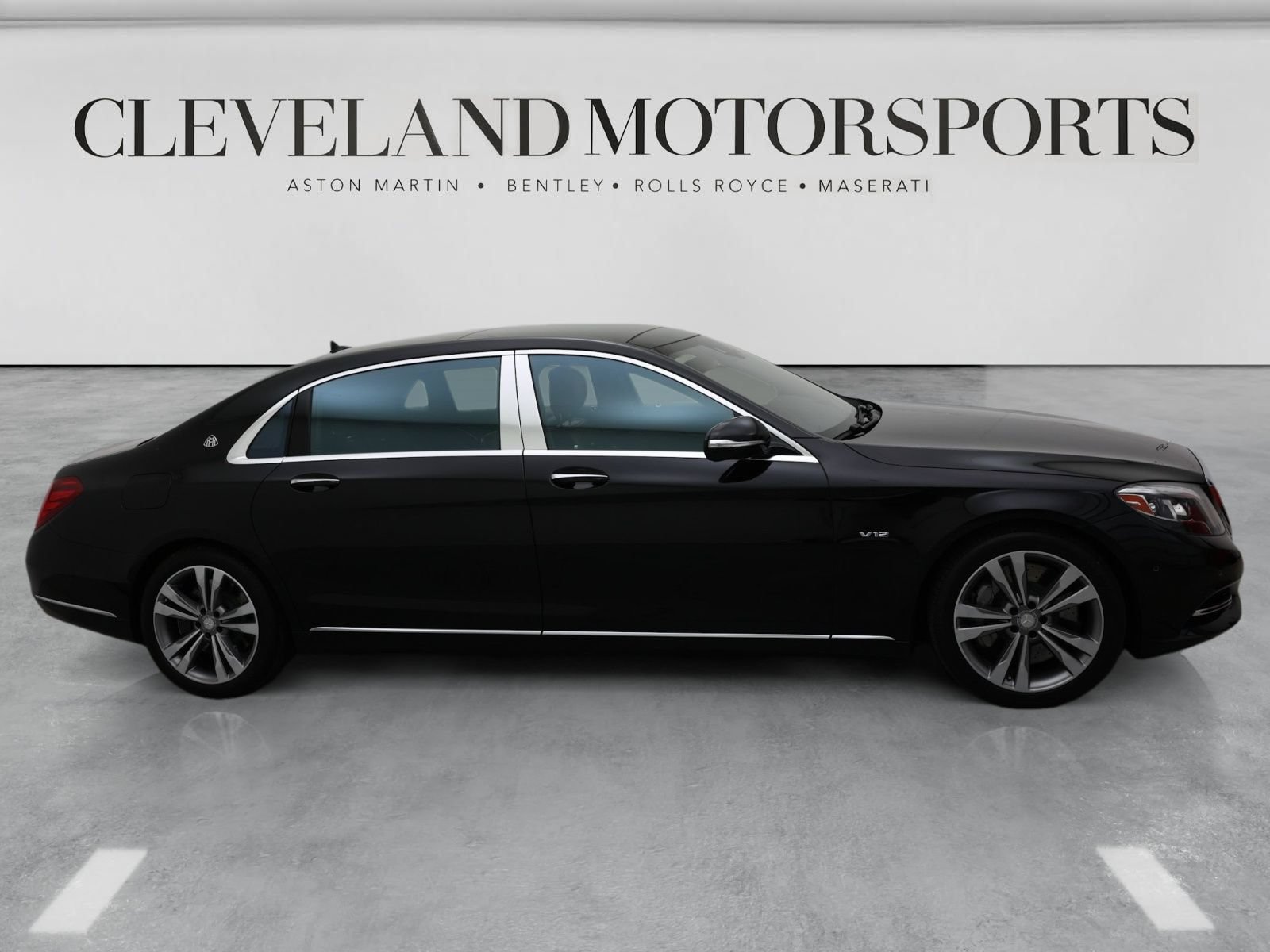 Used 2017 Mercedes-Benz Maybach S 600 image 3